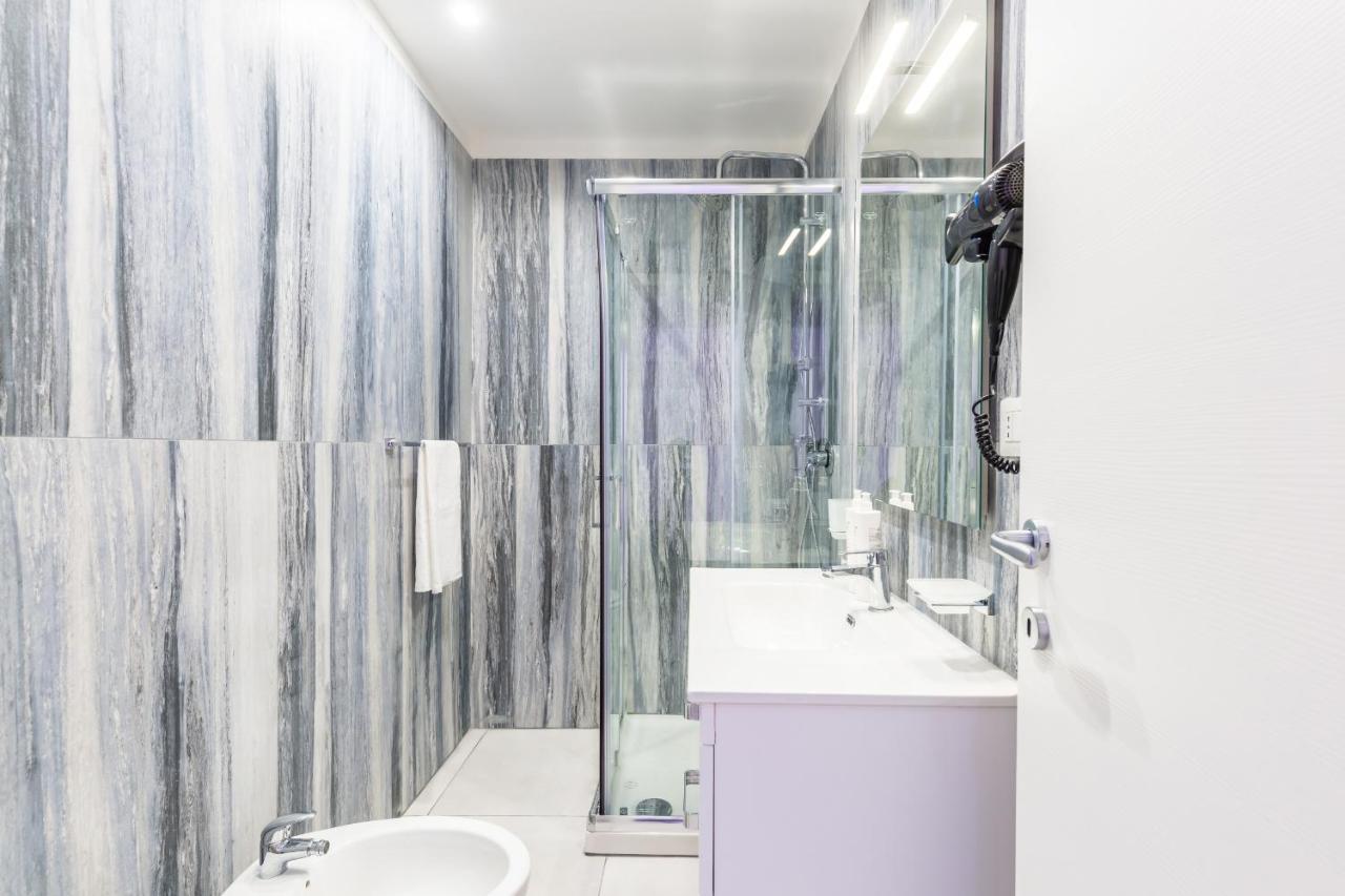 Toledo Stylish Apartments By Wonderful Italy ナポリ エクステリア 写真