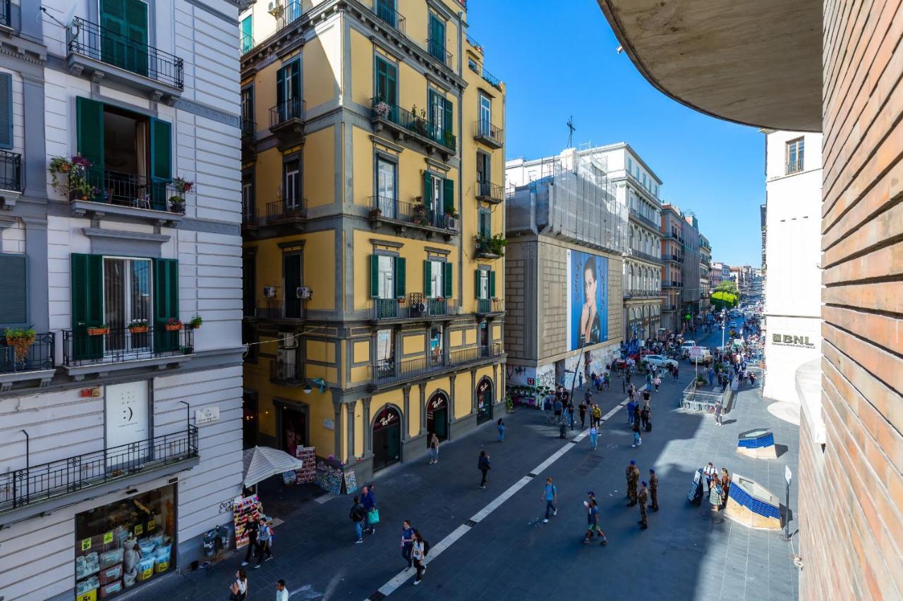 Toledo Stylish Apartments By Wonderful Italy ナポリ エクステリア 写真