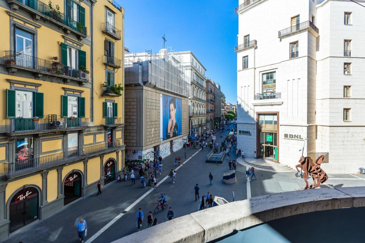 Toledo Stylish Apartments By Wonderful Italy ナポリ エクステリア 写真