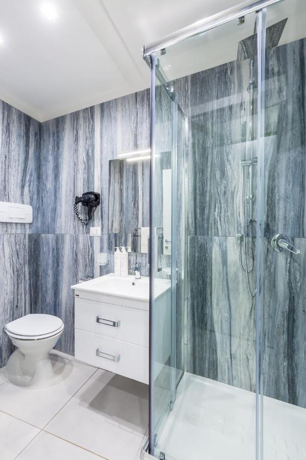 Toledo Stylish Apartments By Wonderful Italy ナポリ エクステリア 写真